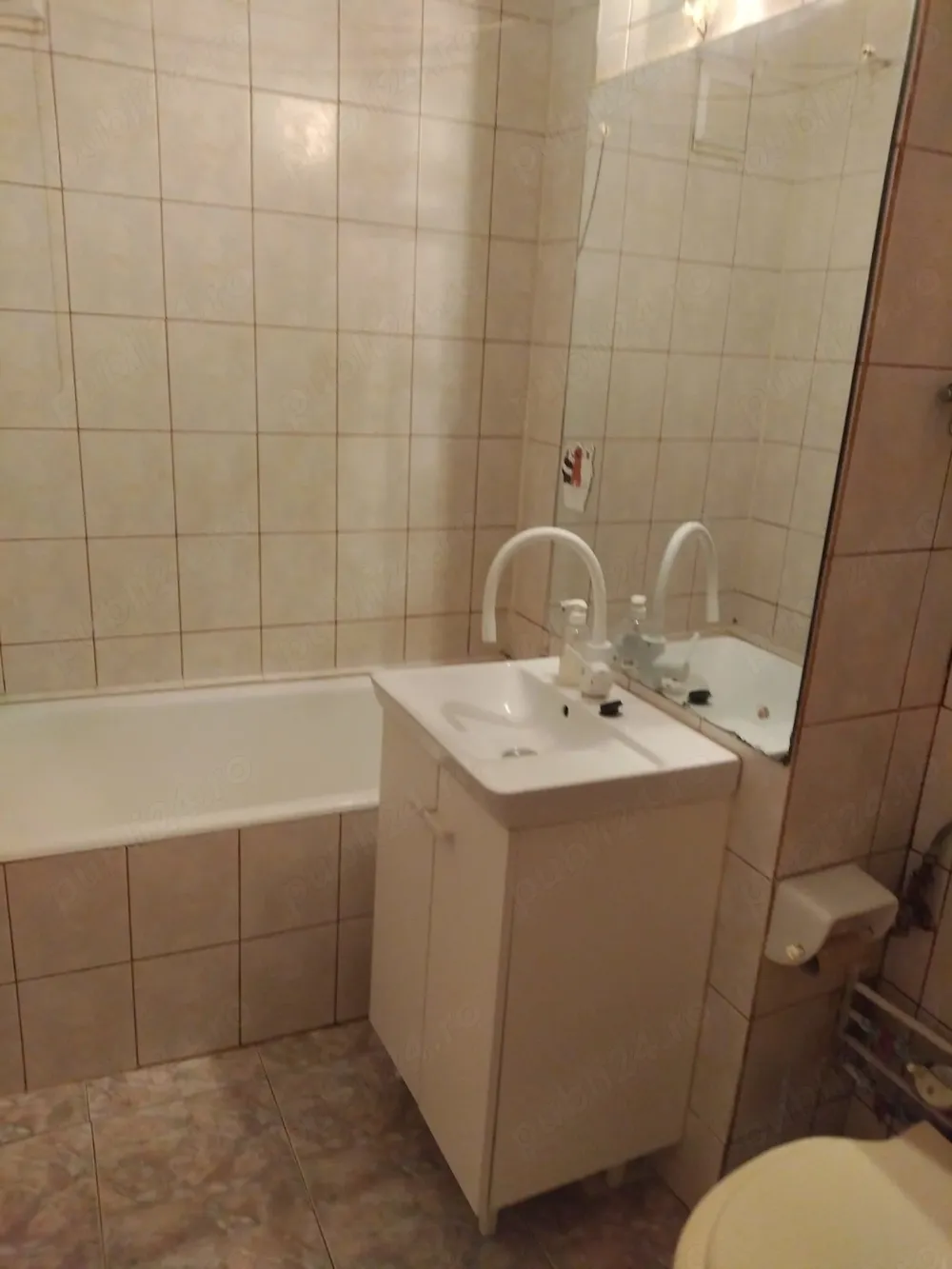 Direct proprietar închiriez garsoniera pe str Secuilor, spatioasa cu balcon renovata in aug 2026 - imagine 1
