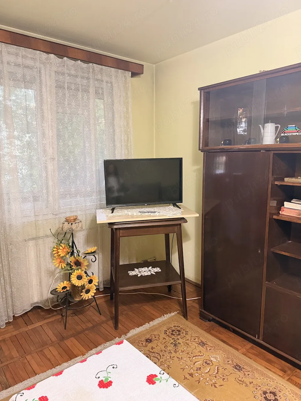 Închiriez apartament 2 camere