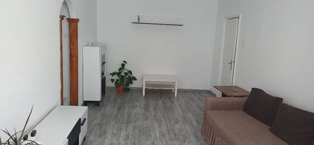 Inchiriez apartament 2 camere