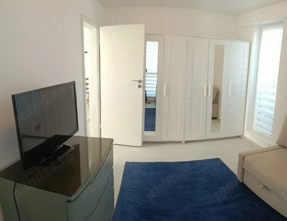 Închiriez apartament cu doua camere