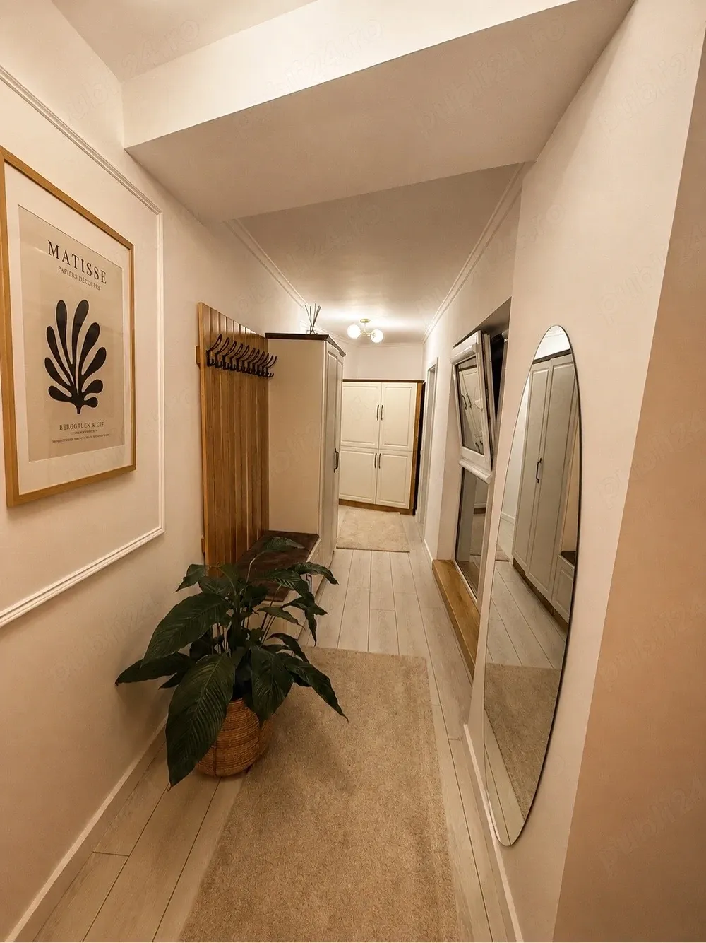 Apartament cu 2 camere zona Carol