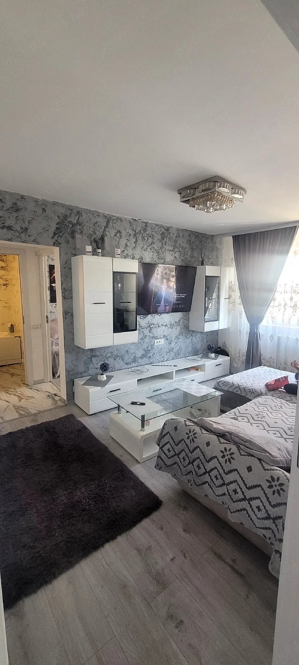 vand apartament 2 camere