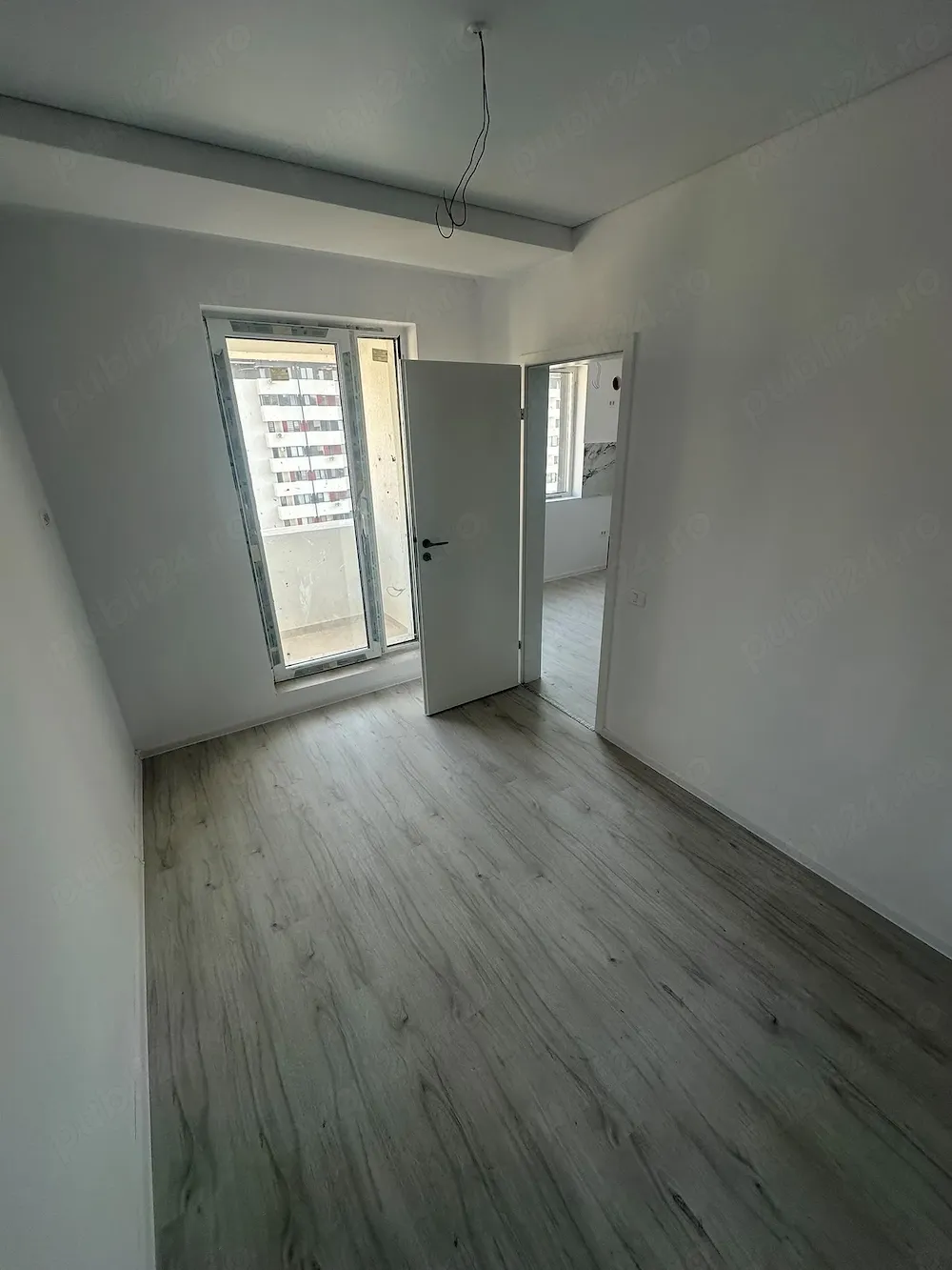 Vând studio militari , str Ilie Petre nr 90