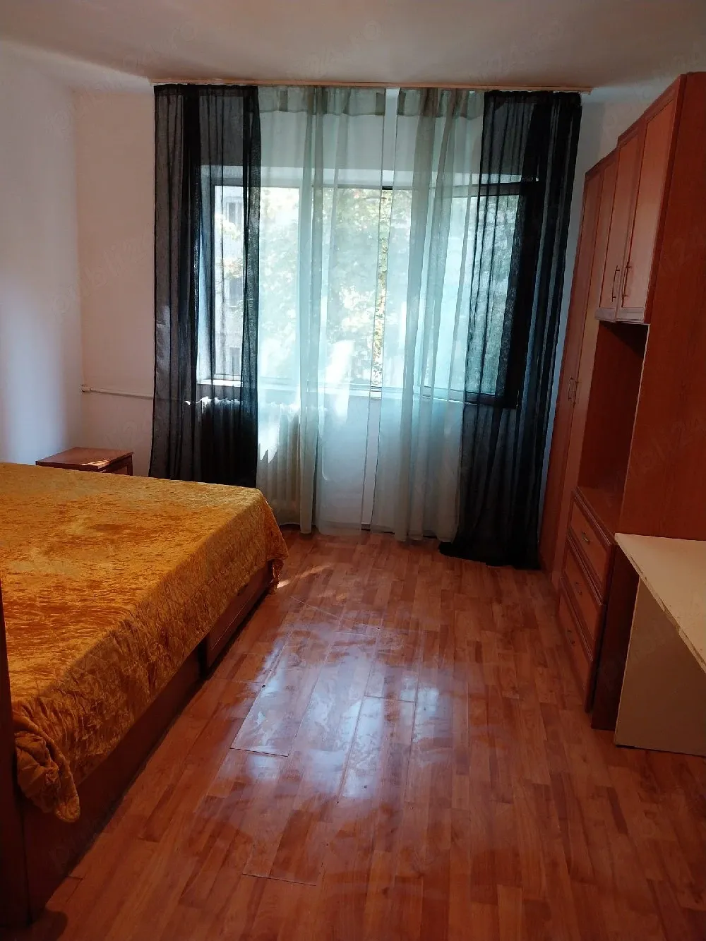 200 euro, garsoniera Nicolina