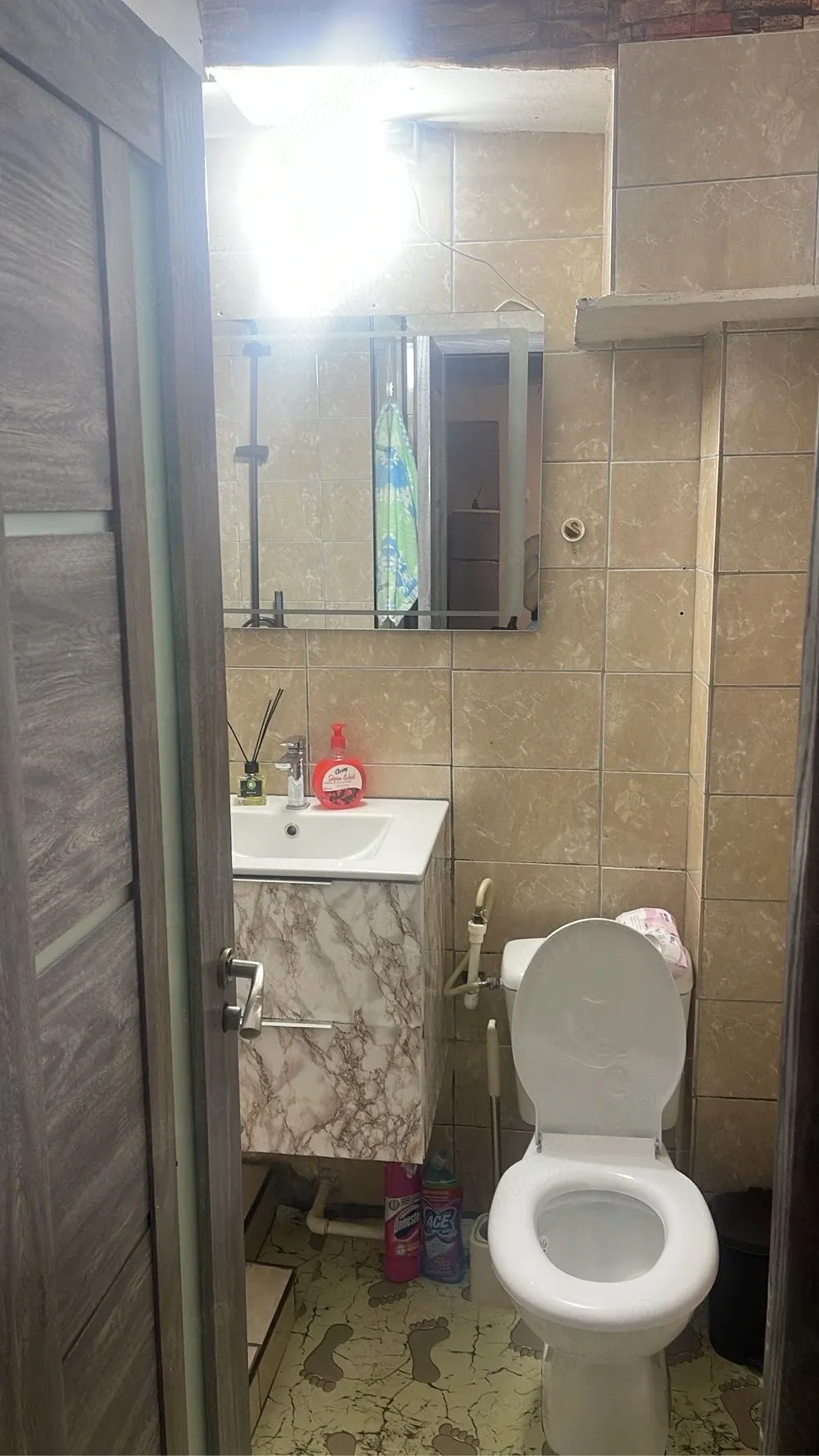 persoana fizica inchiriez ap cu 3 camere