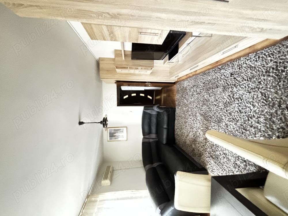 Inchiriez apartament ultracentral, zona Bizo, 2 dormitoare, living, 58m2