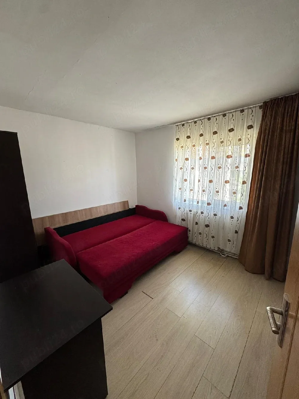 Inchiriez apartament 2 camere, zona Dalia