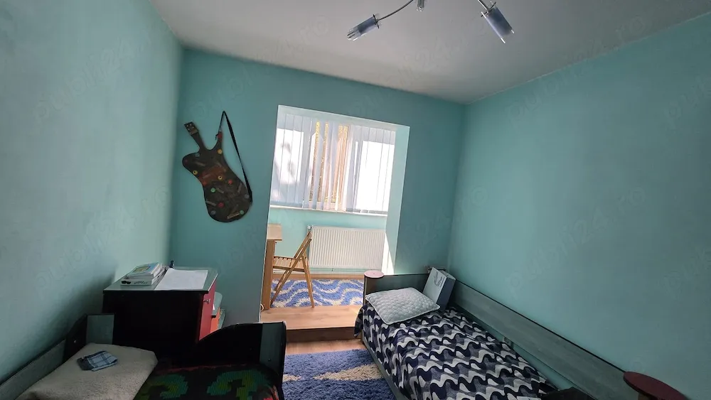 Apartament cu trei camere