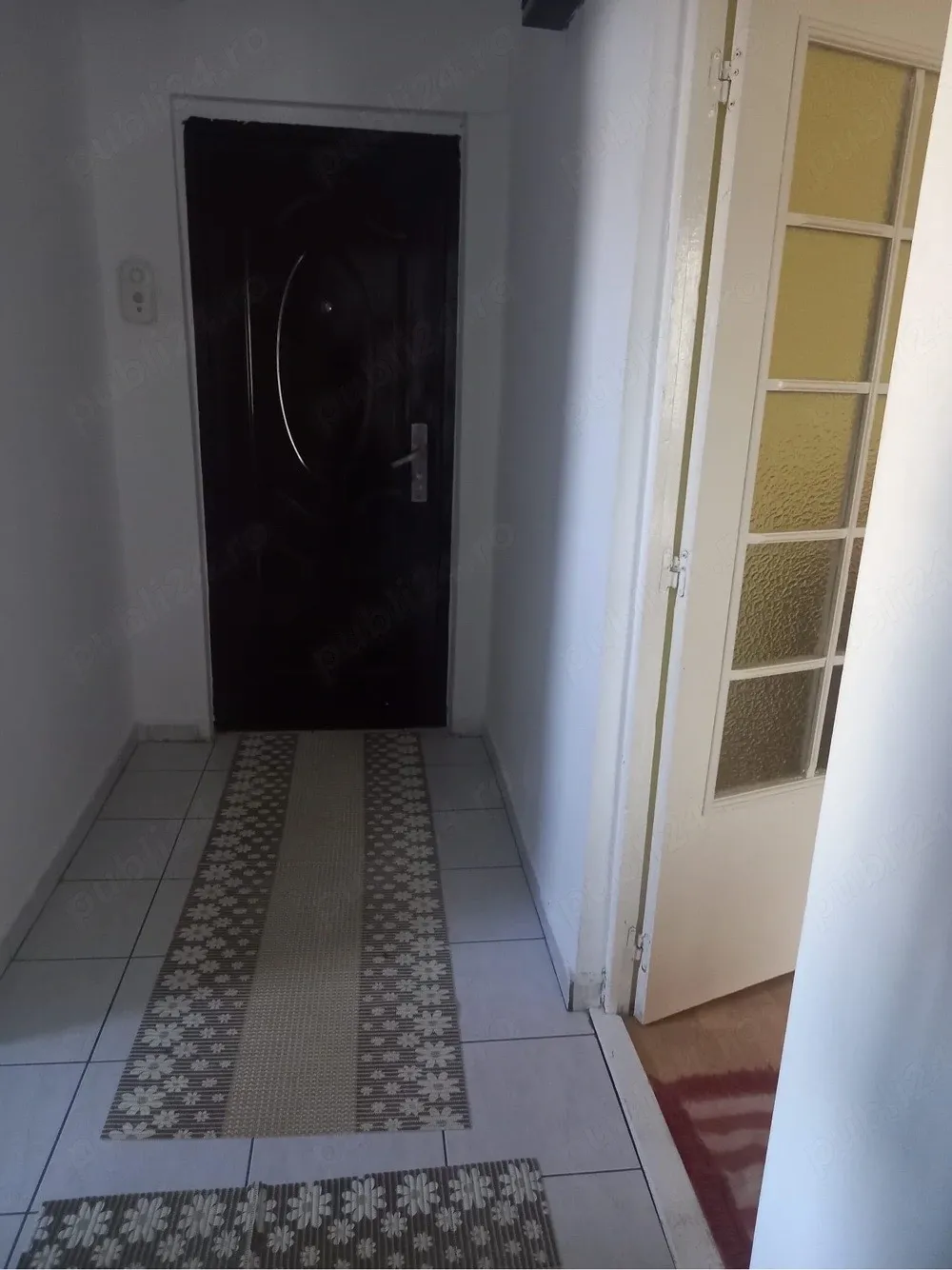 închiriez garsoniera 42mp,ultracentral