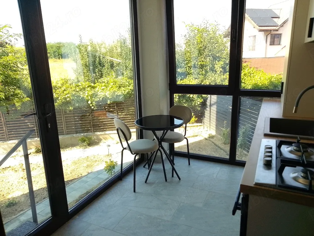Apartament cu grădină și parcare subterana-Bdul Dem Radulescu