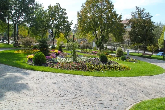 Propietar vand apartament zona Expo-Parc - imagine 1