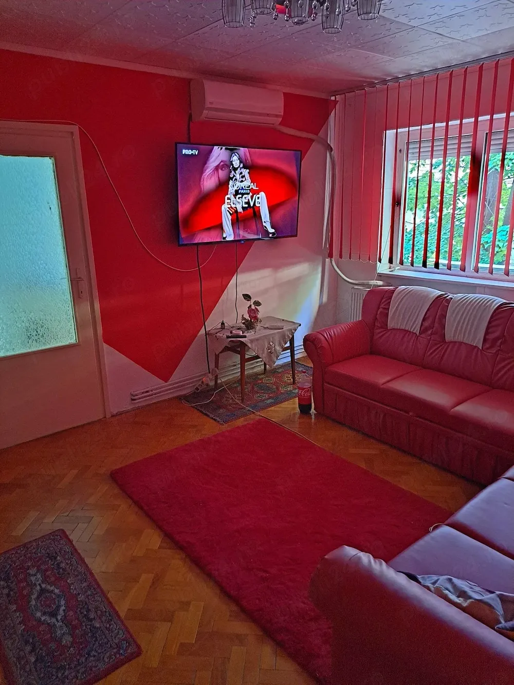 Vând sau schimb apartament central - imagine 1