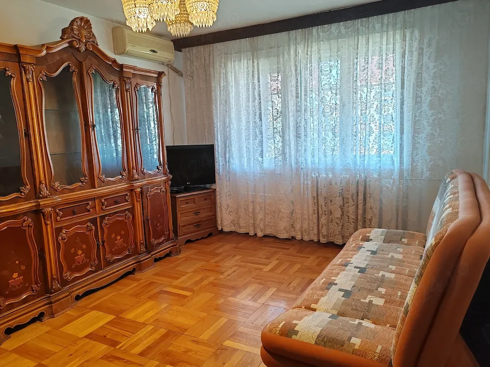 Apartament 3 camere Revolutiei etaj 3 4, Terasă panoramică, Ideal investiție regim hotelier - imagine 1