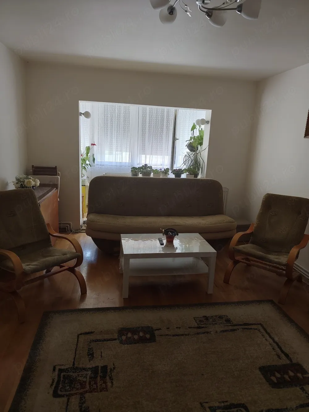 Apartament 3 camere Alfa Arad - imagine 1