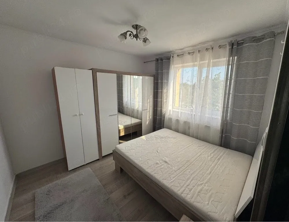 Proprietar, vând apartament 2 camere decomandat