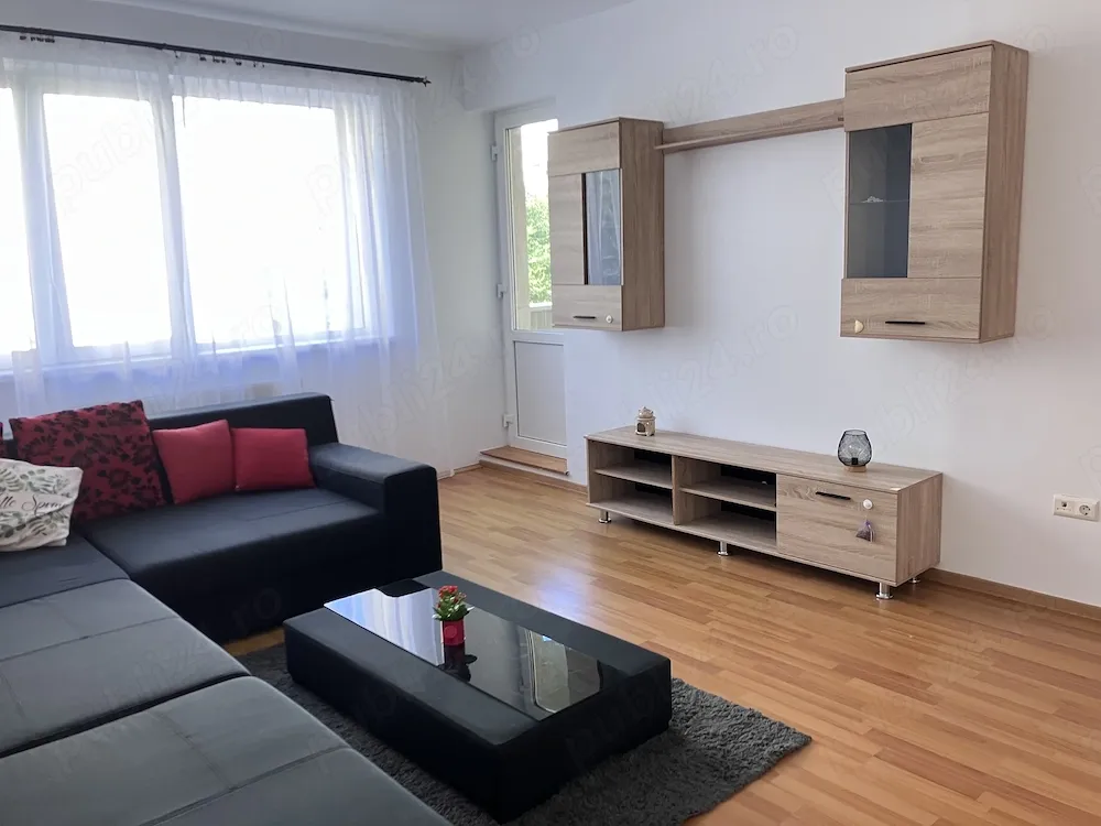Apartament 2 camere, renovat, decomandat 62m2 Sibiu