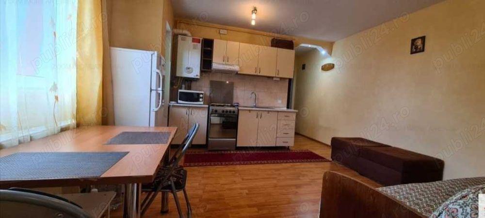 Închiriez apartament de 2 camere în Vasile Aaron