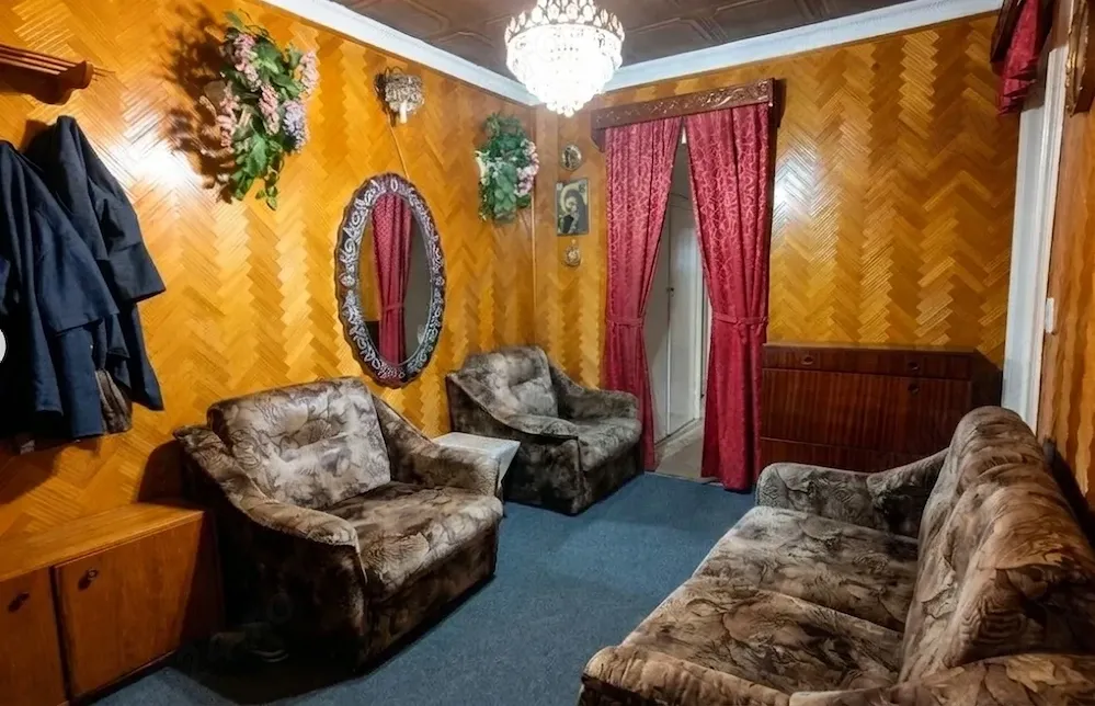 Vând apartament in Sibiu confort 1 de 92 mp, 4 camere decomandate (opțiune a 5-a), bucătărie, 2 băi - imagine 1