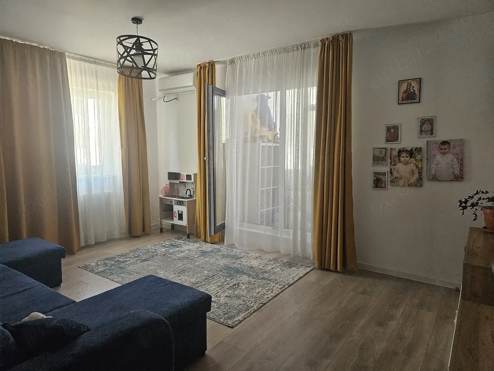 Apartament 2 camere de vânzare - imagine 1