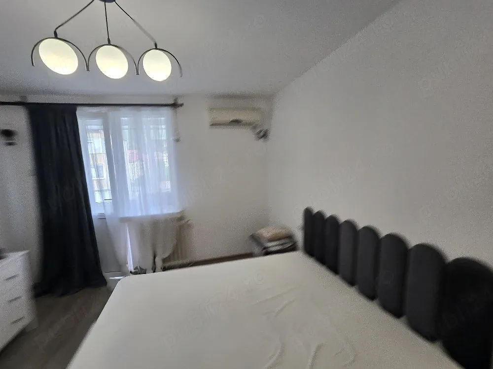 4 camere Piatra-Neamt Piața Mărăței - imagine 1