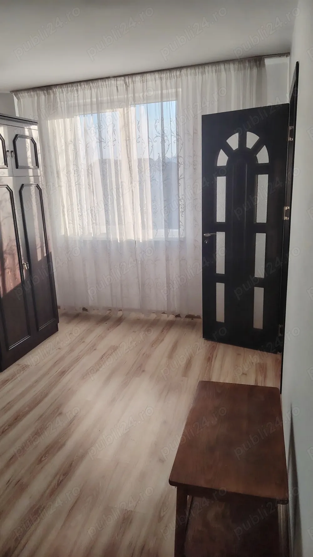Garsoniera zona Dărmănești zona piața 23500 eur