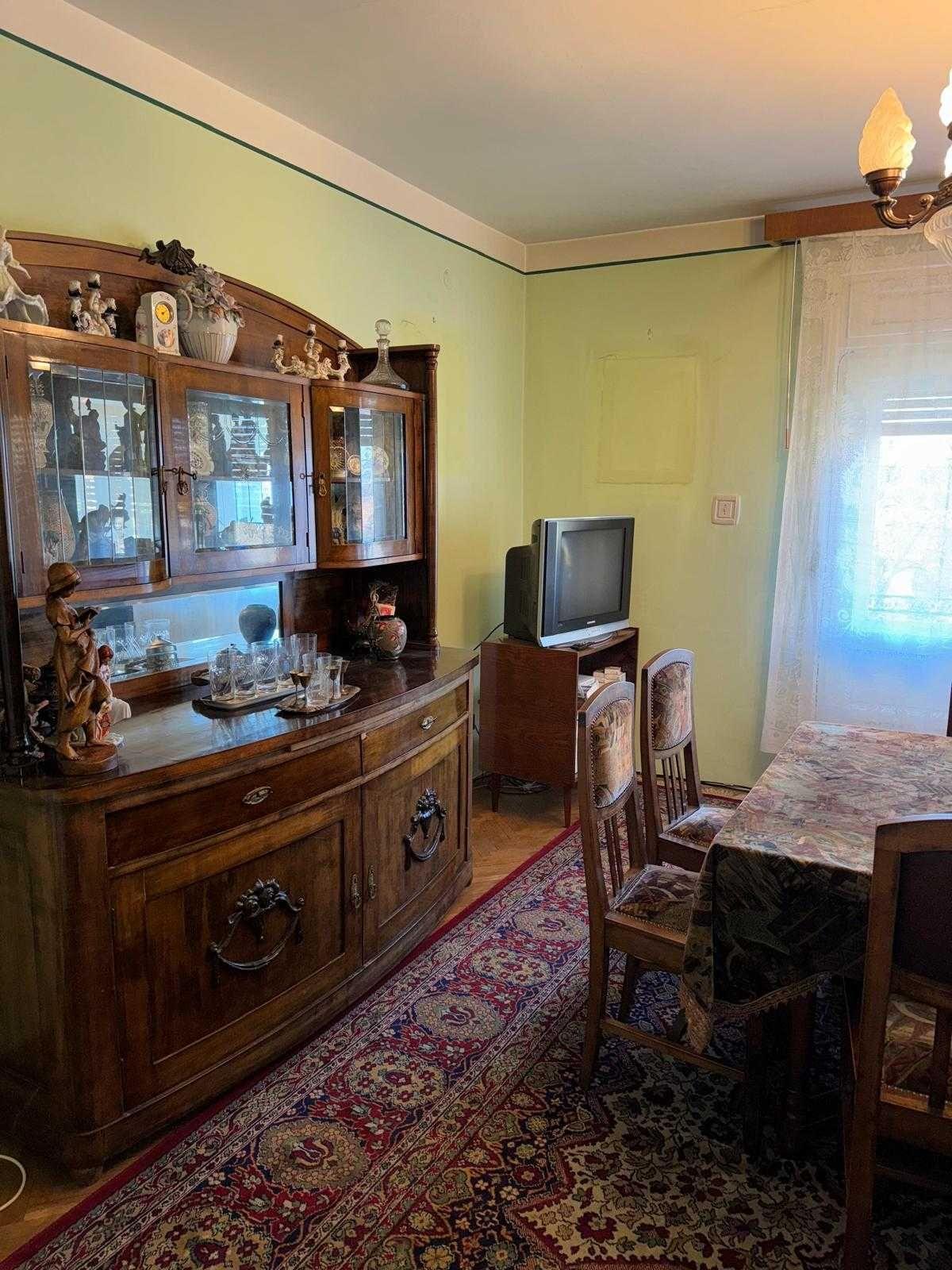 Inchiriez casa 5 camere zona ultracentrala - imagine 1