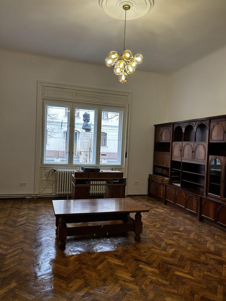 Inchiriez casa 3 camere ultracentral