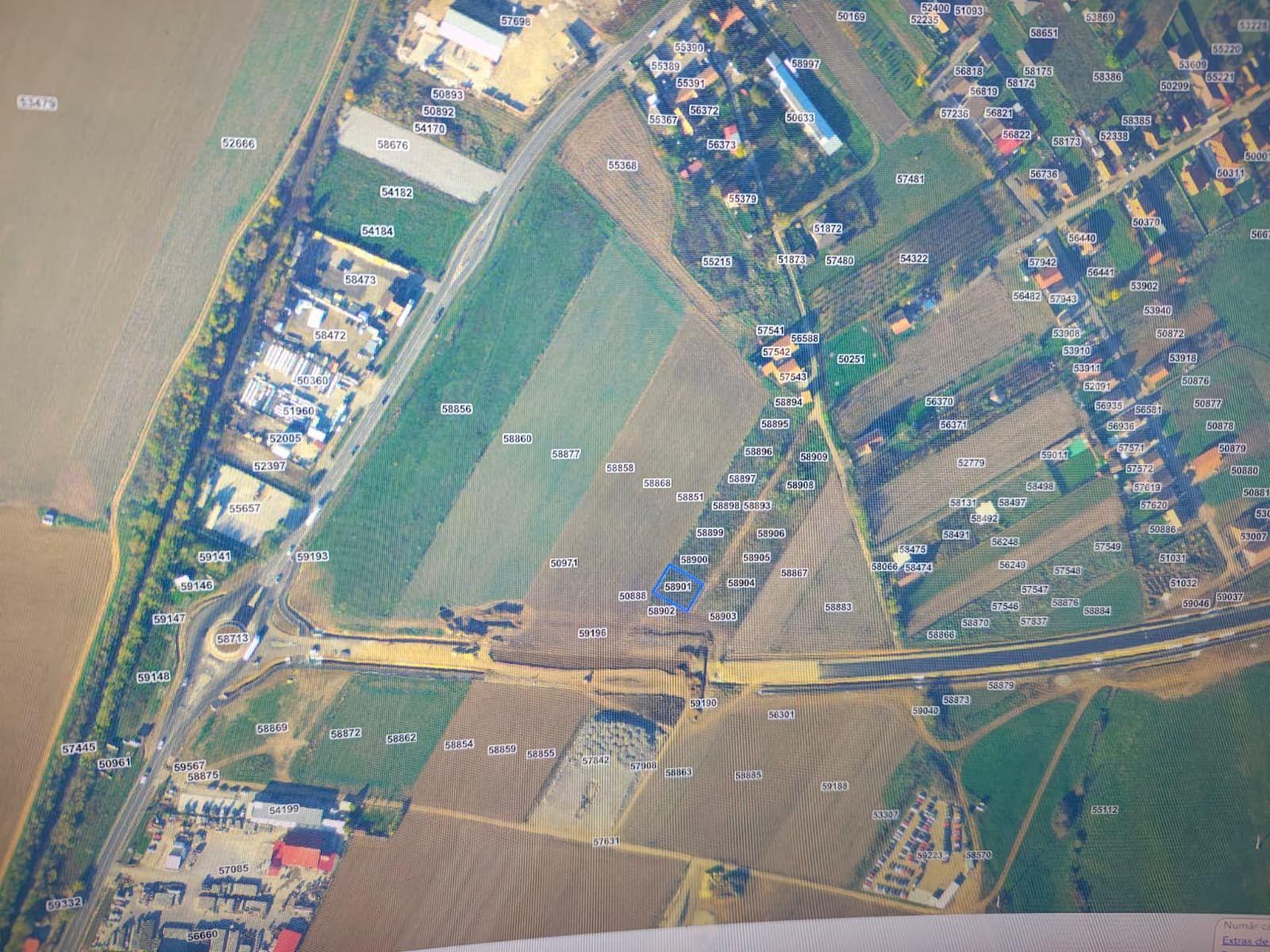 Vand teren intravilan Biharia