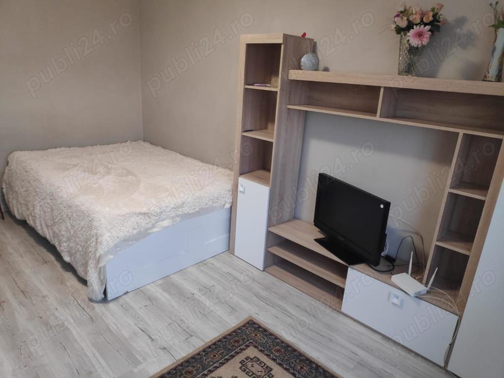 Închiriez apartament cu o cameră  în Oradea, Cartier Iosia