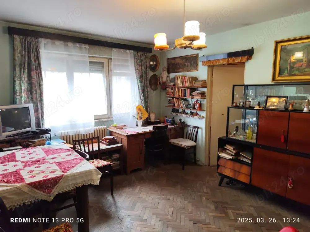 Apartament 2 camere cu potențial, la parter   Cartier Velenta, Oradea