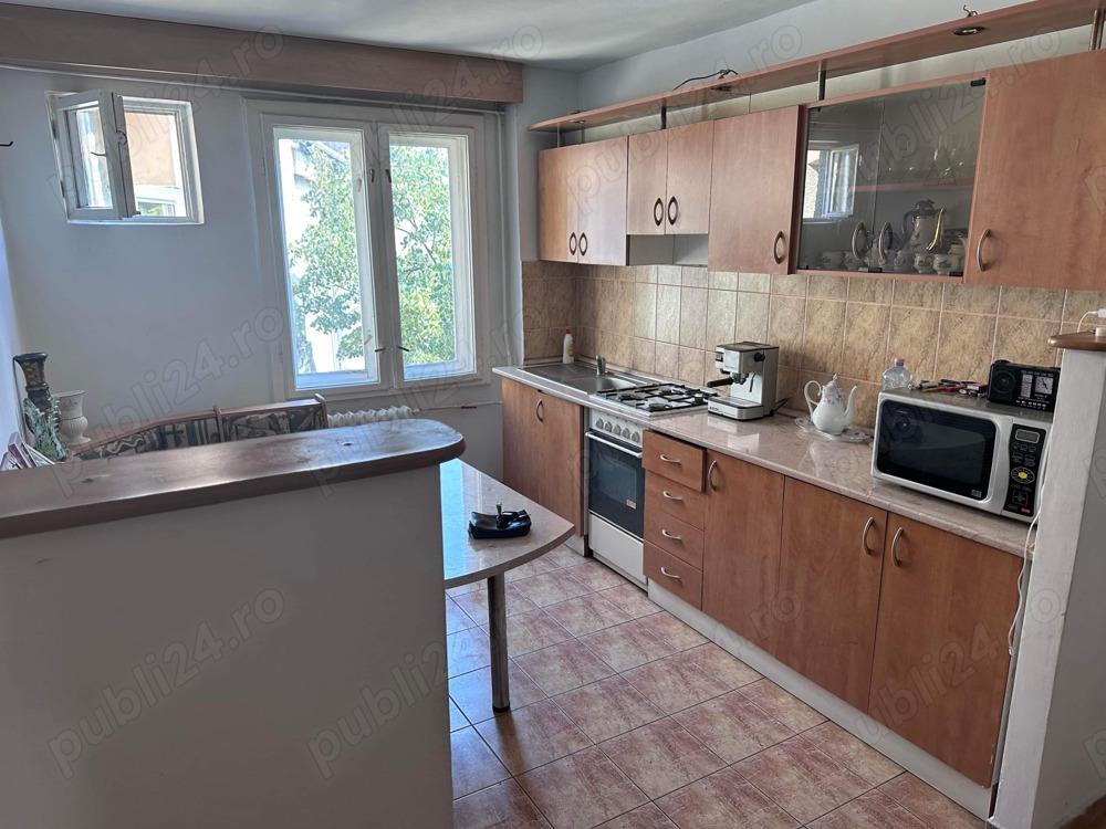 De vanzare apartament 2 camere tip R Nufarul Oradea - imagine 1