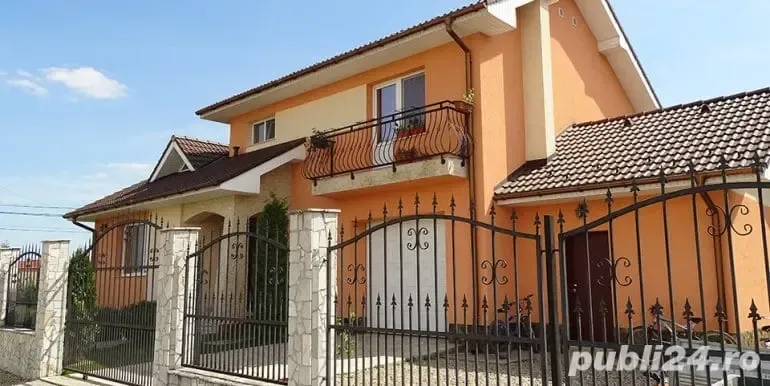 Casă de vânzare Sanmartin