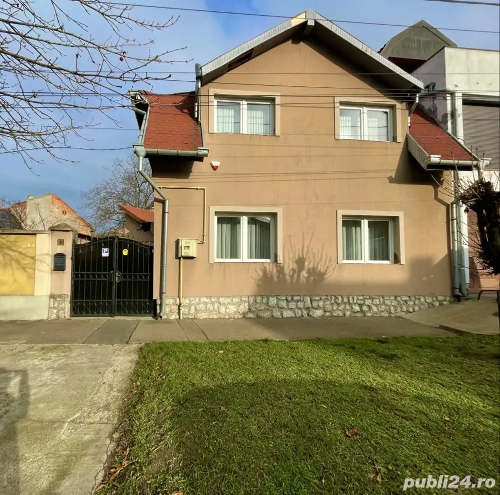 Vând casa Oradea Cantemir