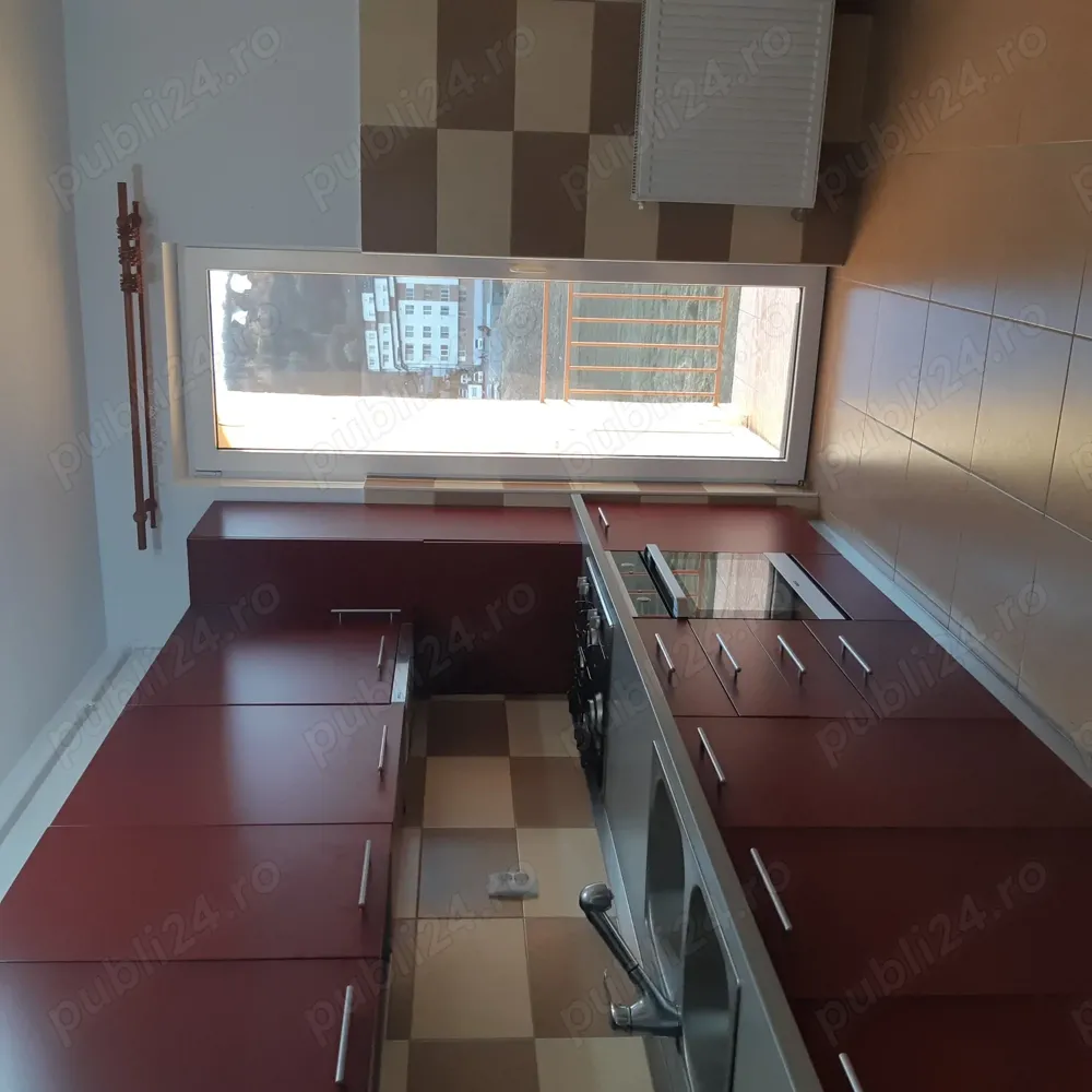 Proprietar vând apartament 2 camere, Florești  50,21mp Et 3 Str Porii  Parcare