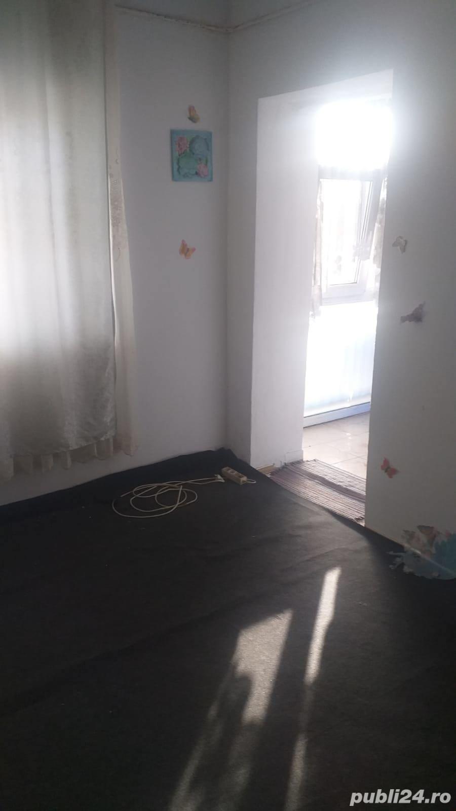 Vanzare garsoniera confort 1 decomandata in Ploiesti - imagine 1