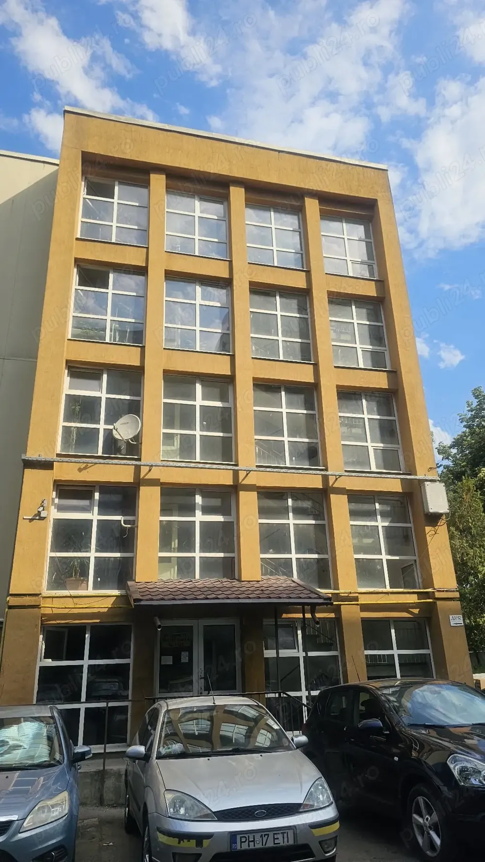 Vand garsoniera complet mobilat vs Spital Judetean Ploiesti