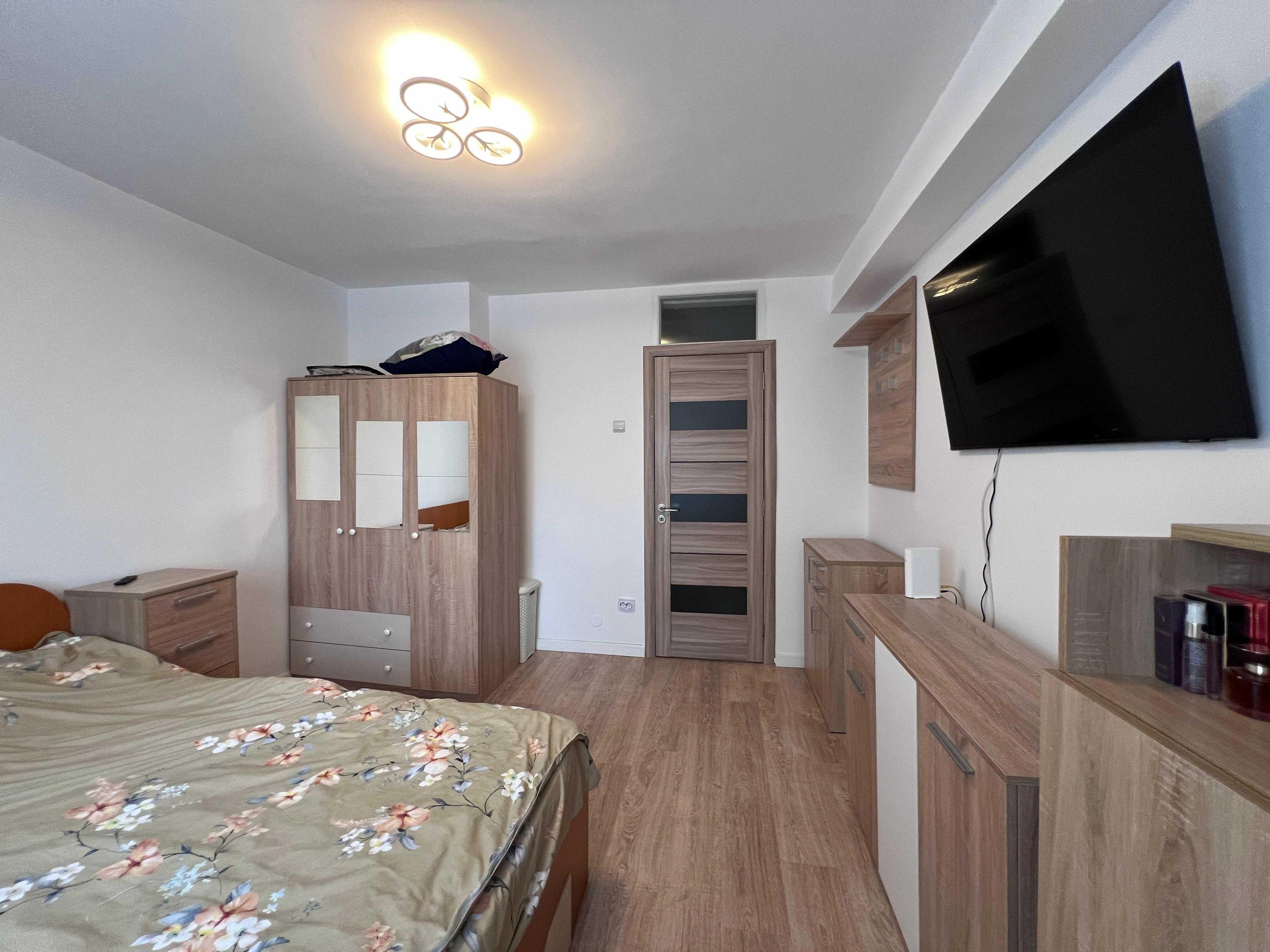 Vand Garsoniera zona Baneasa - imagine 1