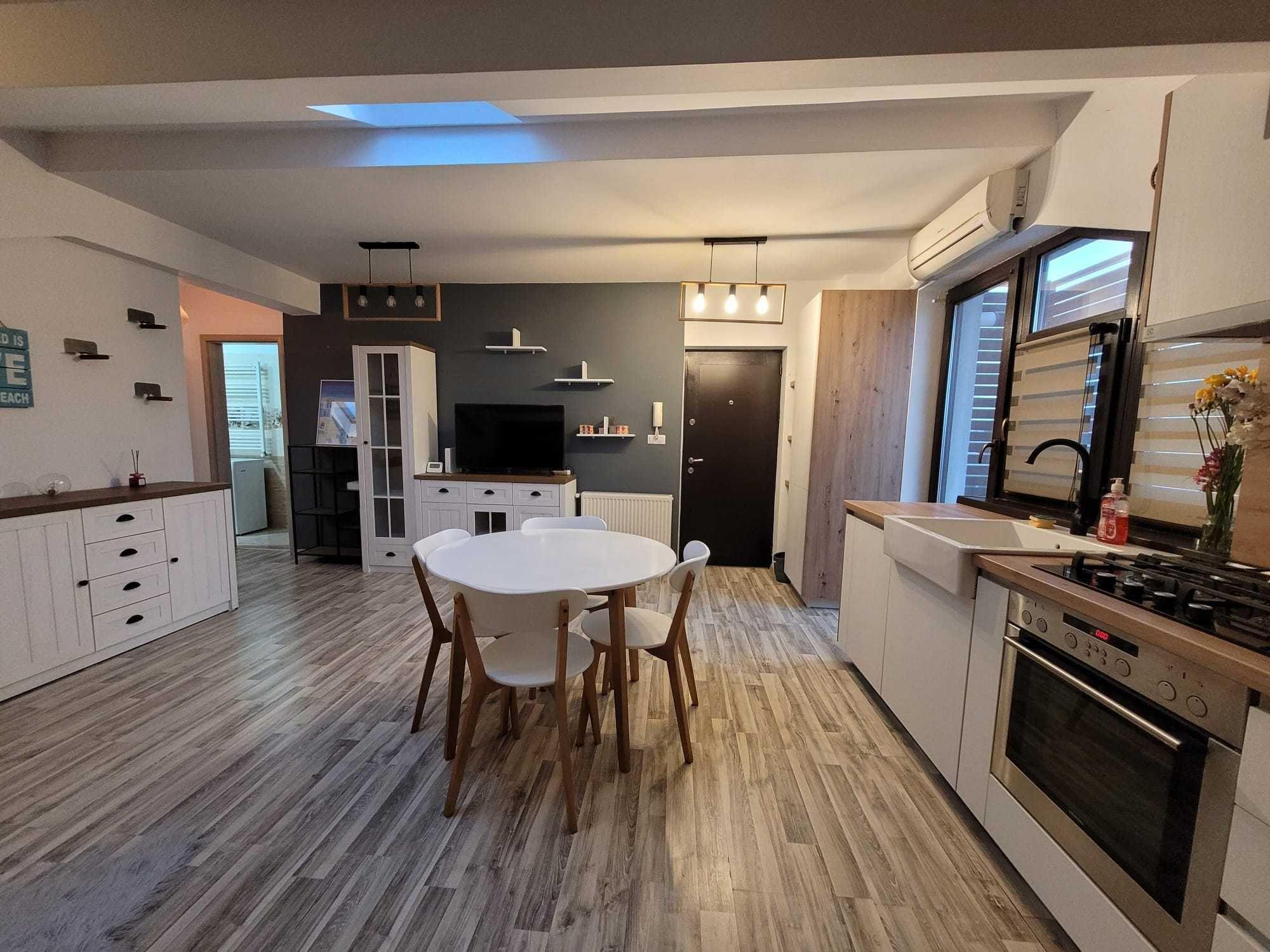 Ap. 2 Camere Expoziției-langa Luxuria Domenii|Terasă |Bloc Nou 2016