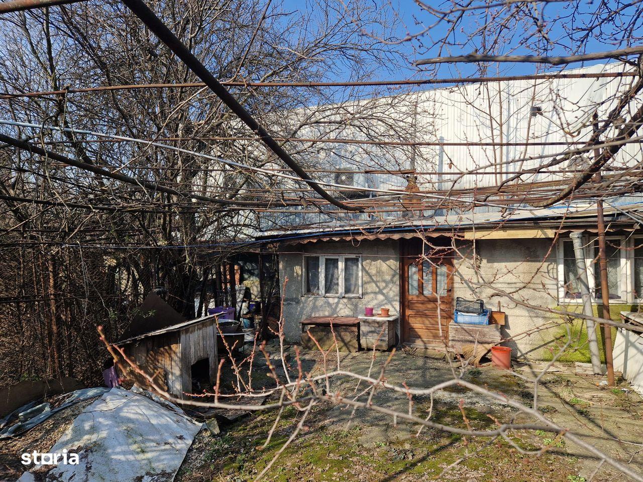 De vânzare casă demolabilă pe un teren de 226 mp,