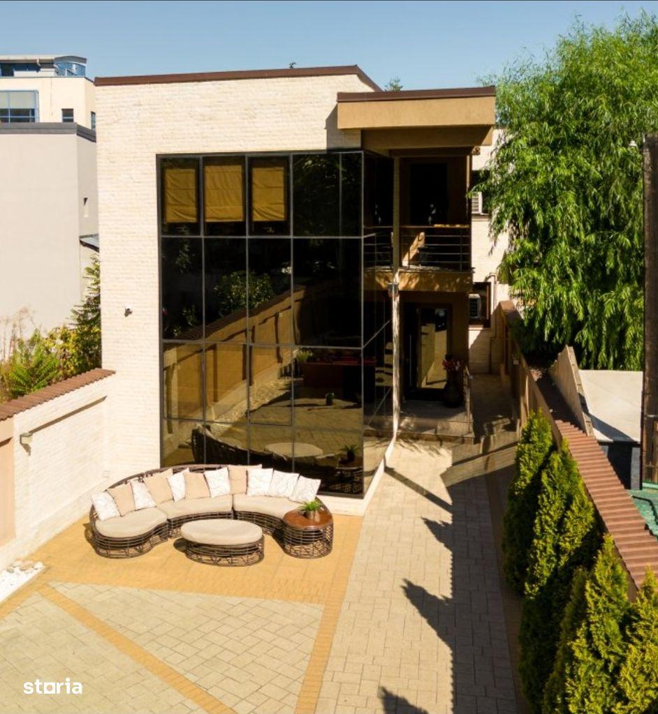 Vilă de lux/120mp/ideală pentru Beauty Hub/clinică/home office/parcare