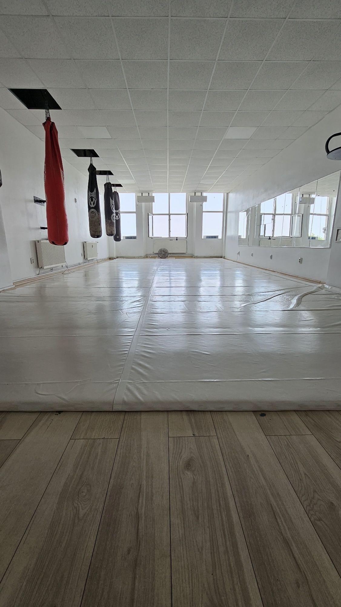 Închiriez sala de Sport  MMA/ Karate / Gimnastica dotată - imagine 1