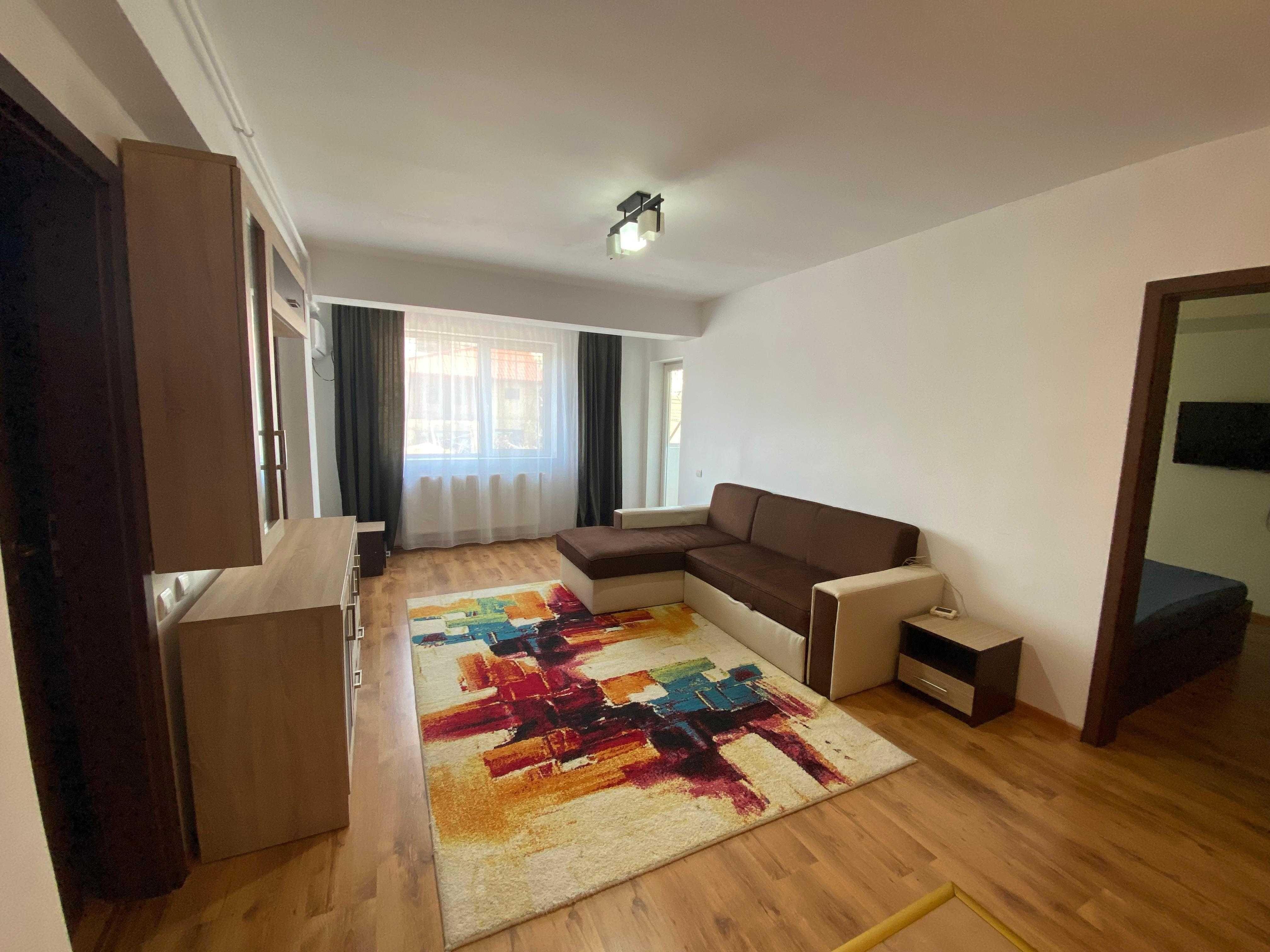 Inchiriere Apartament 2 camere decomandat, Str Atletilor