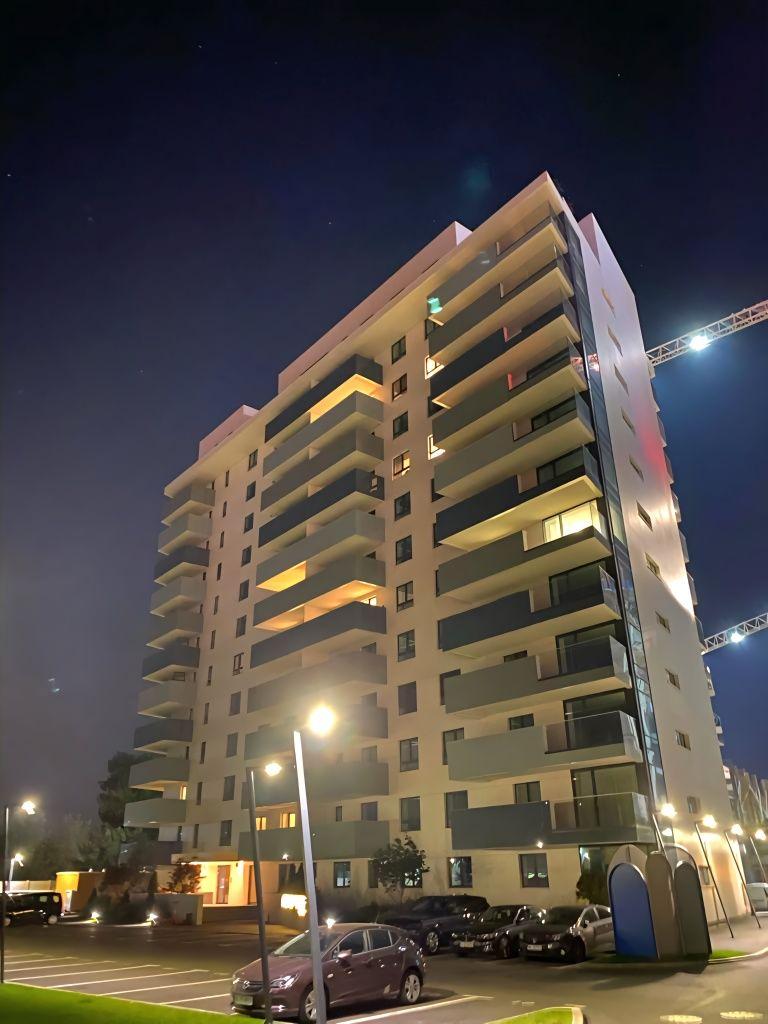 De inchiriat apartament 3 camere - Aviatiei Tower