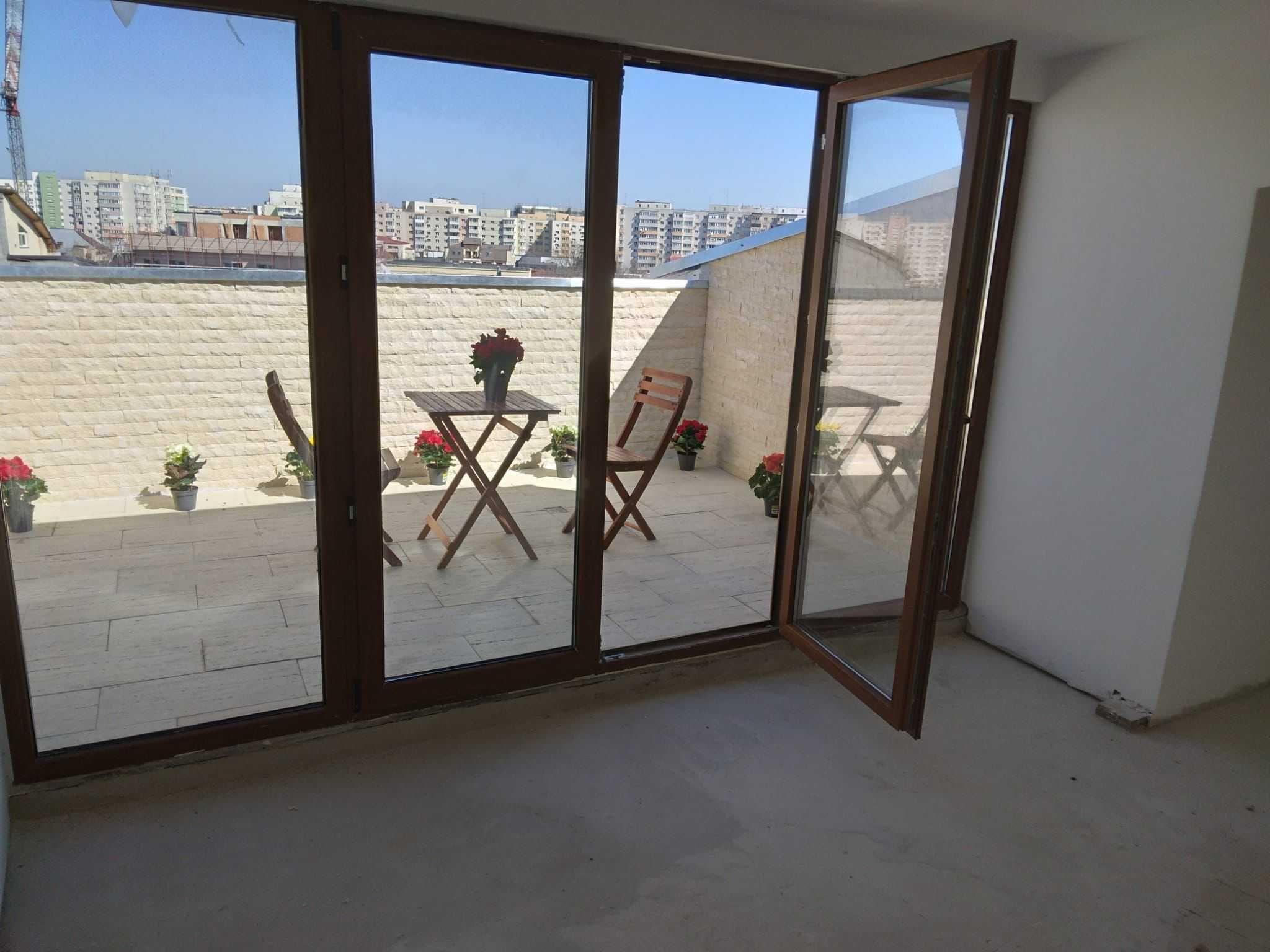 Golden Terrace – Phouse elegant Eminescu