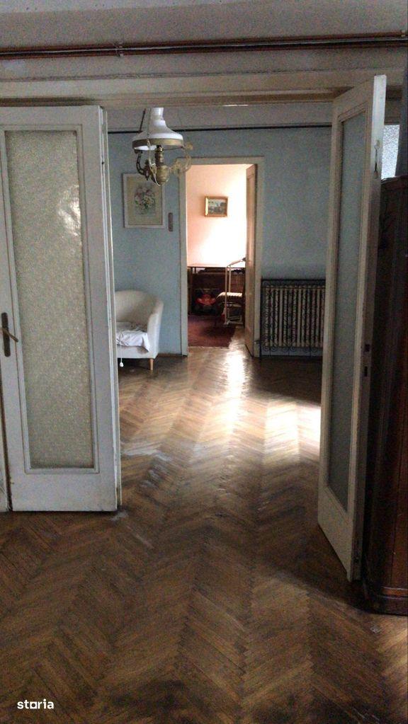 Apartamanet duplex (nivel 1 si 2) in vila zona Ferdinand - Mosilor - imagine 1