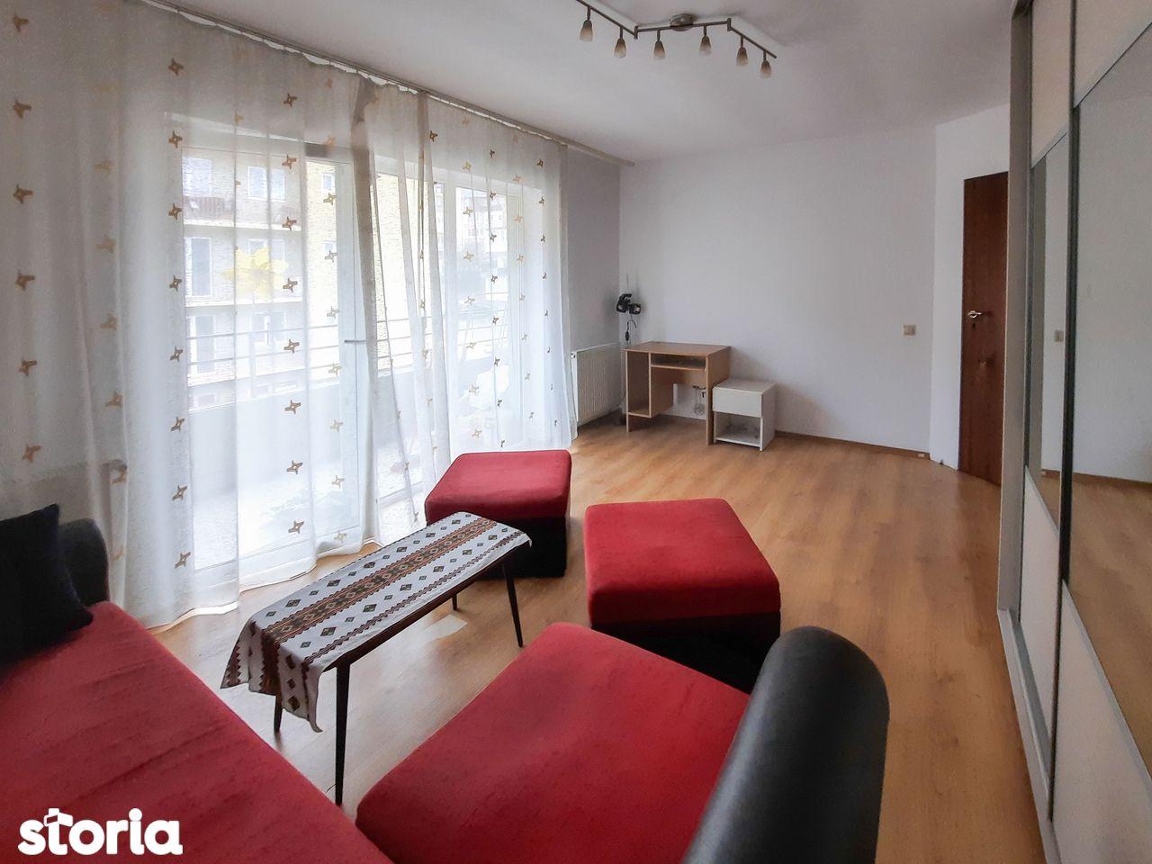 Apartament 1 cameră, balcon 6 m, cu parcare, bloc 2007 – fără comision