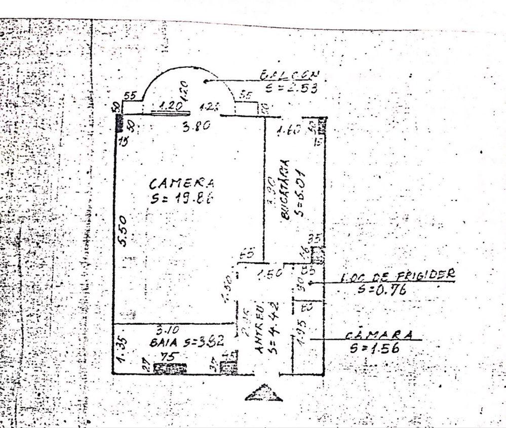Vand apartament 2 camere Piata Marasti