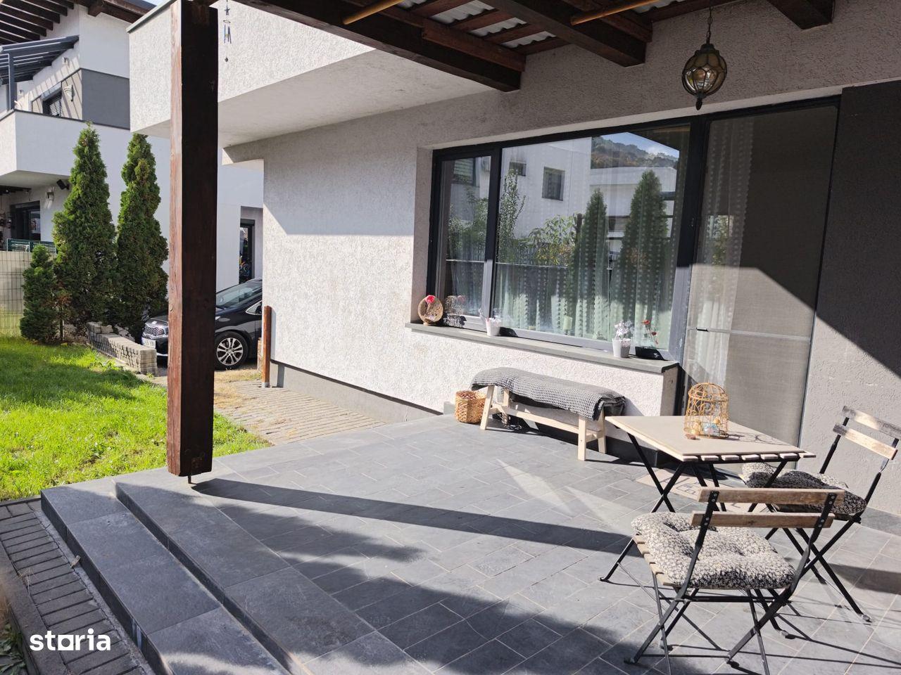 Casa Tip Duplex 4 Camere Renovata Locatie Zona Vivo, Tva Neaplicabil !