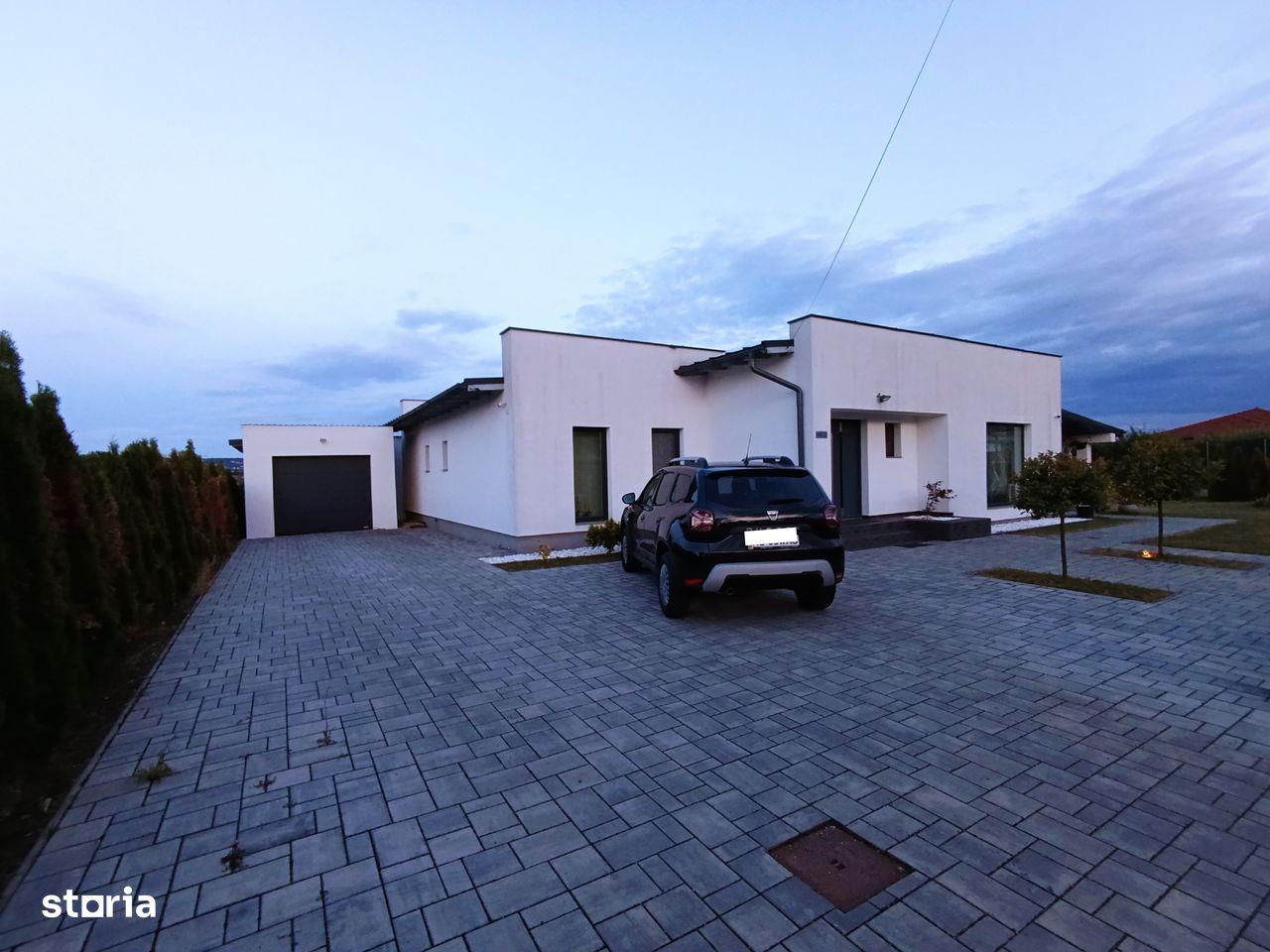 Casa moderna unirii - imagine 1