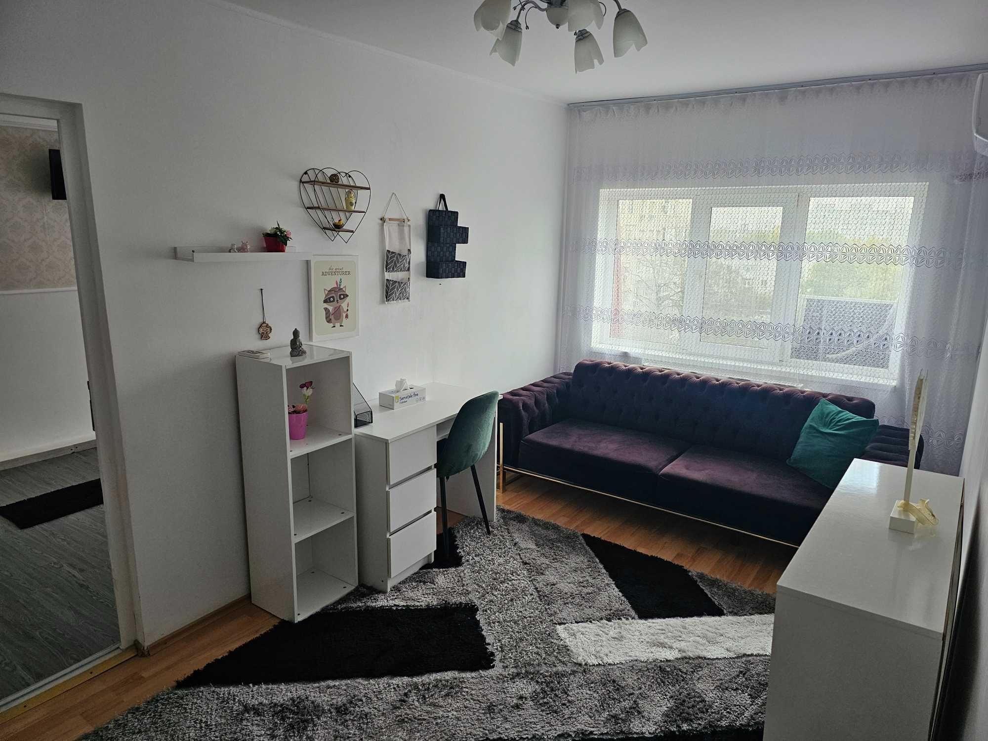 Vand apartament 3 camere!